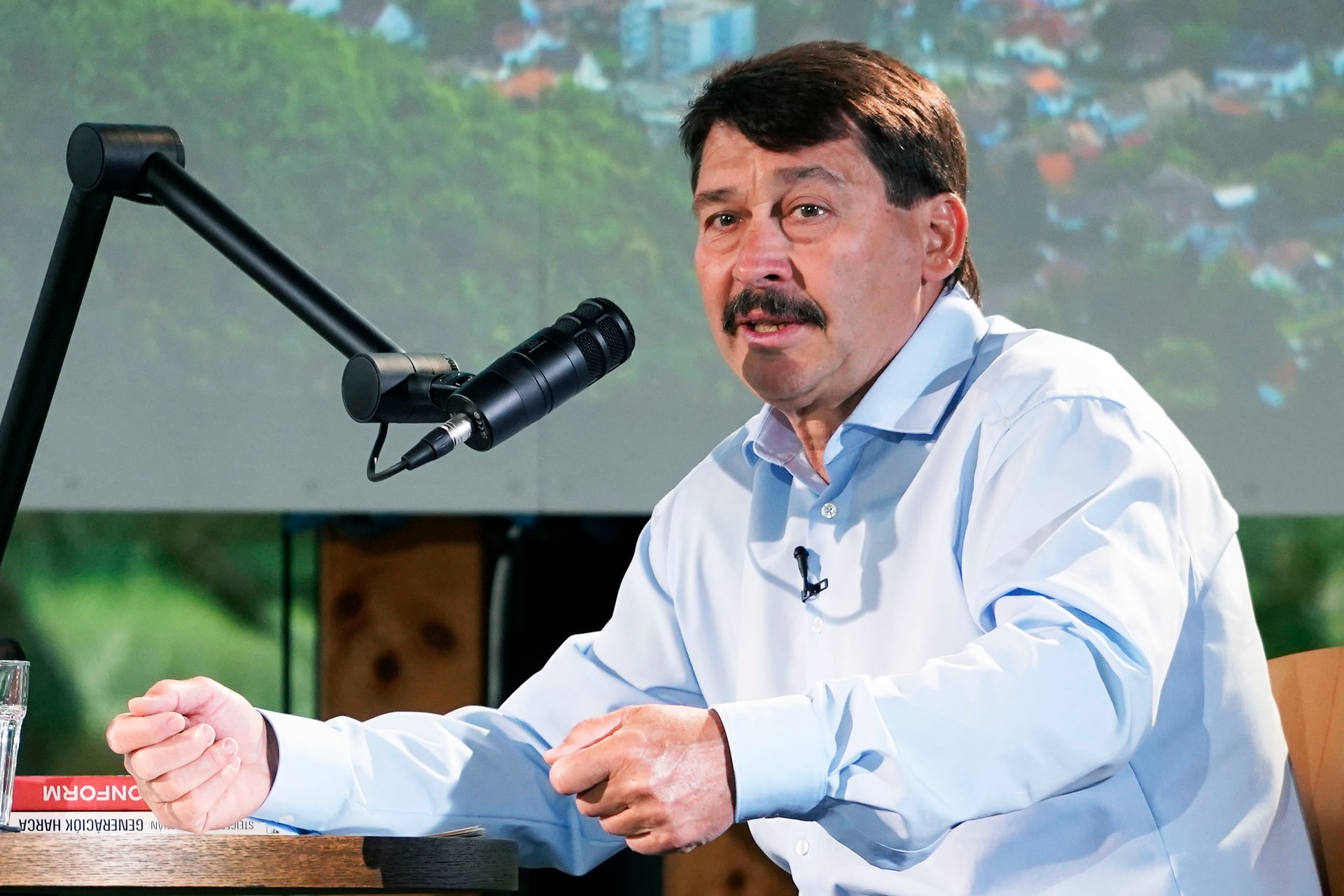 Áder János hatékony megoldást sürget a vízválság enyhítésére