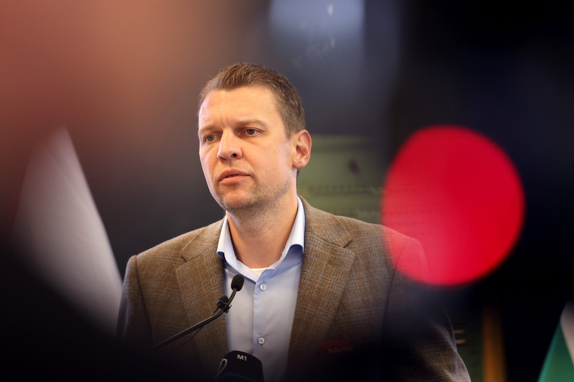 Menczer Tamás megjósolta Magyar Péter sorsát