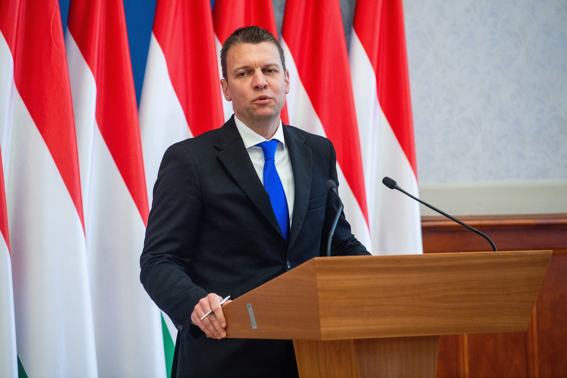 Menczer Tamás: Az EP-választás legfontosabb kérdése, hogy Európa háborúba megy, vagy béke lesz