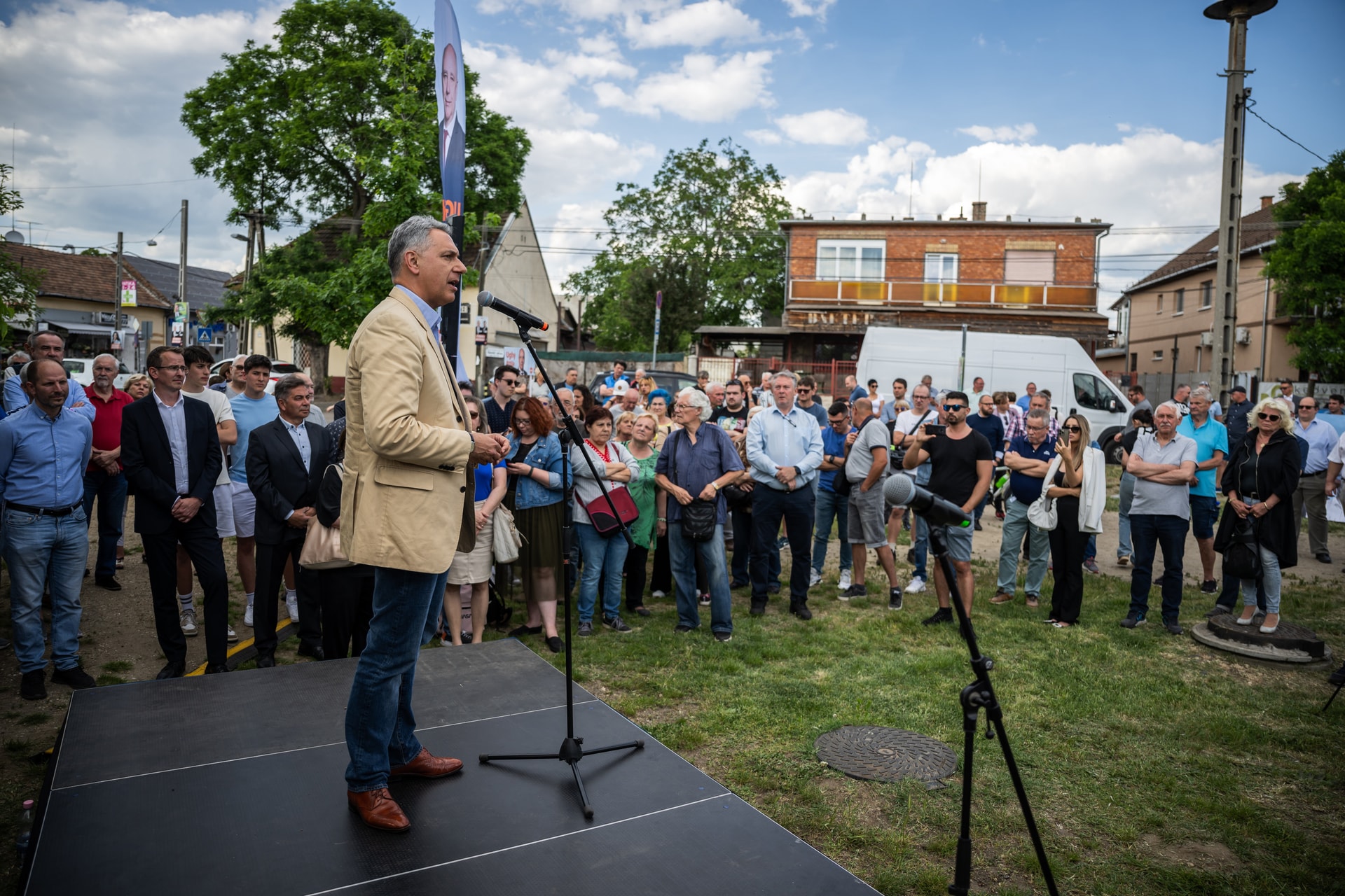Lázár János: A Fidesz–KDNP távol tartja Magyarországot a háborútól
