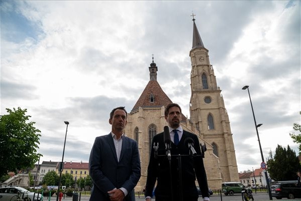 „A választások tétje, hogy Európa a béke és fejlődés irányába mozduljon”