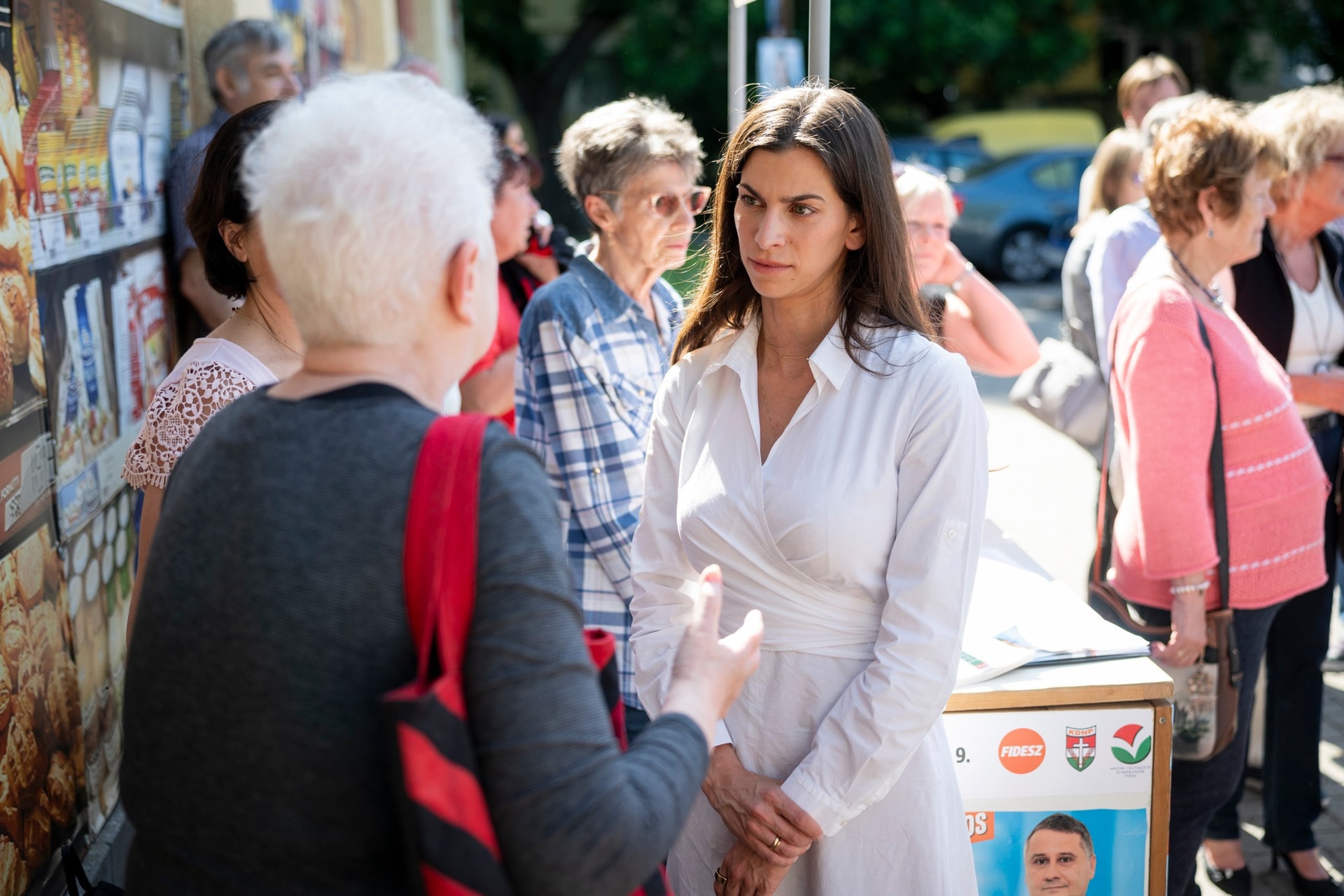 Szentkirályi Alexandra: Karácsonyék végleg lezárnák a Pesti alsó rakpartot az autósok elől