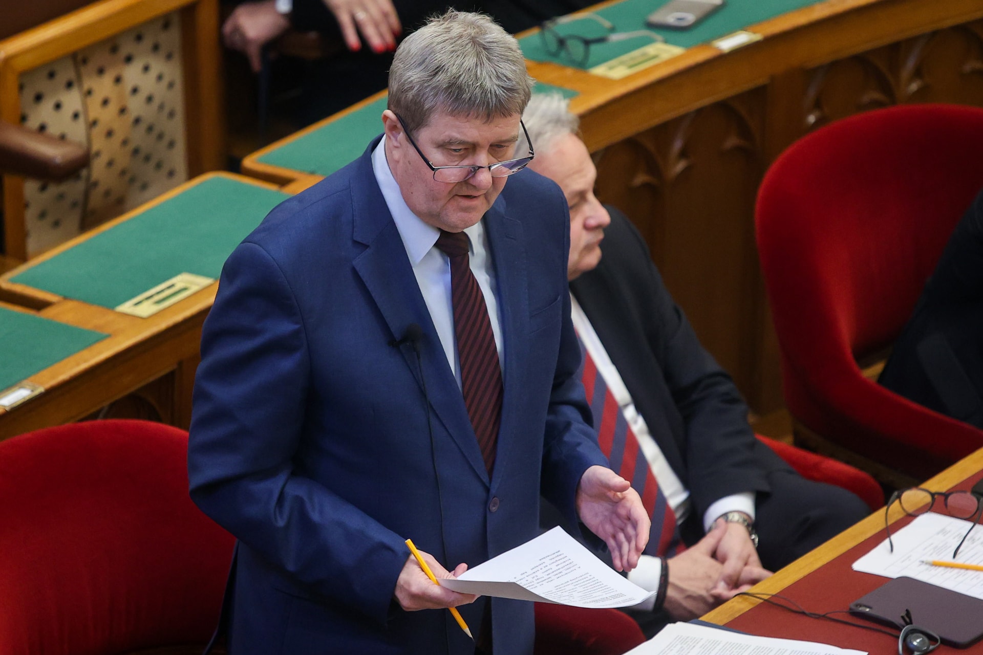 Balesetet szenvedett Tállai András államtitkár