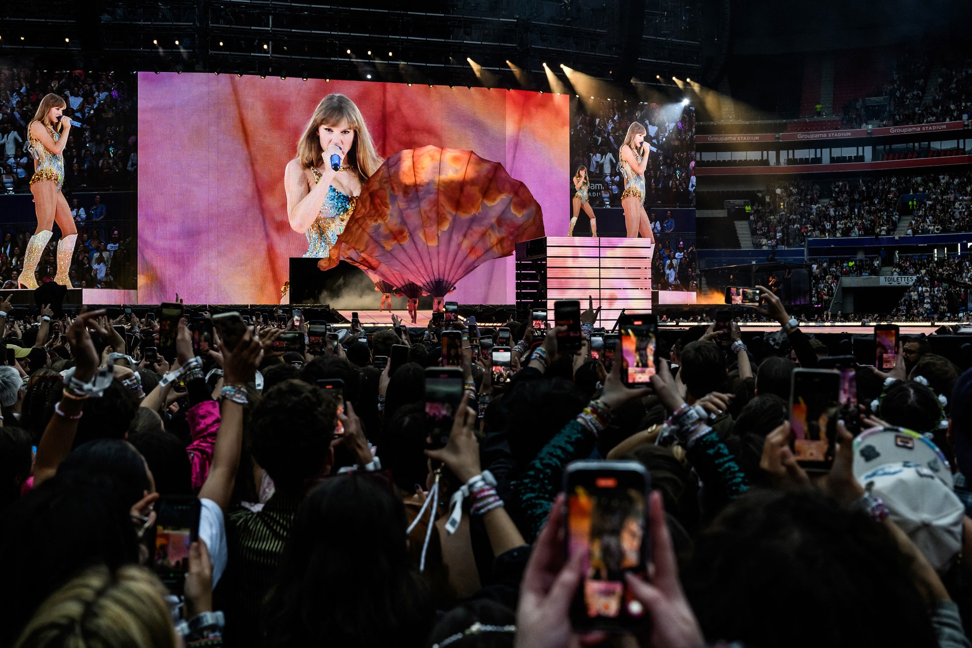 CIA: A merénylők több tízezer embert akartak megölni Taylor Swift bécsi koncertjén