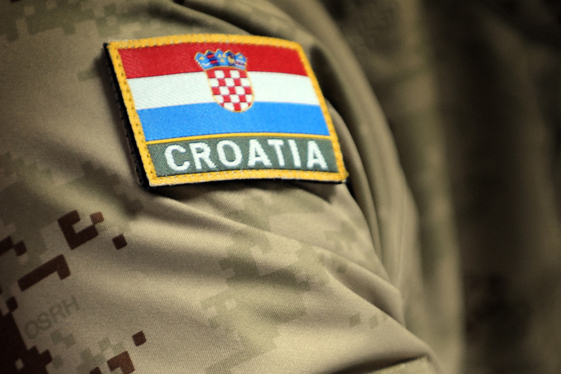 Horvátország bevezeti a sorkatonaságot