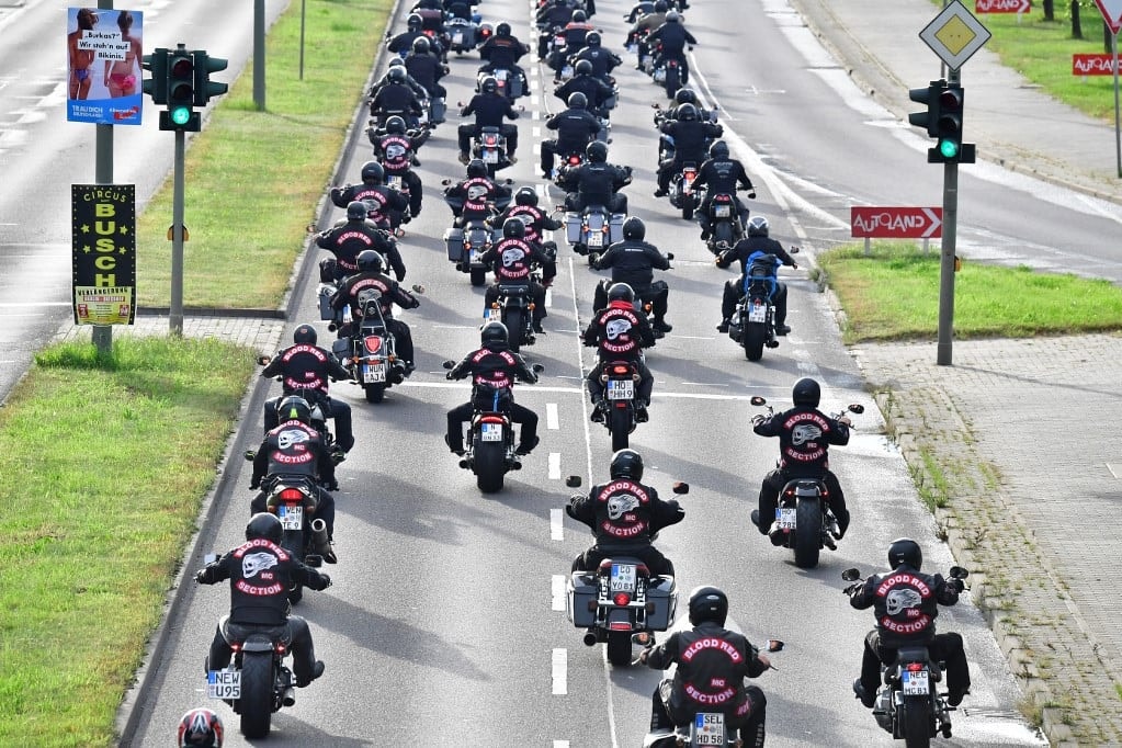 A motorosok biztonsága az első