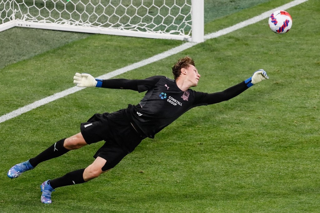 Orosz kapussal erősített a Paris Saint-Germain