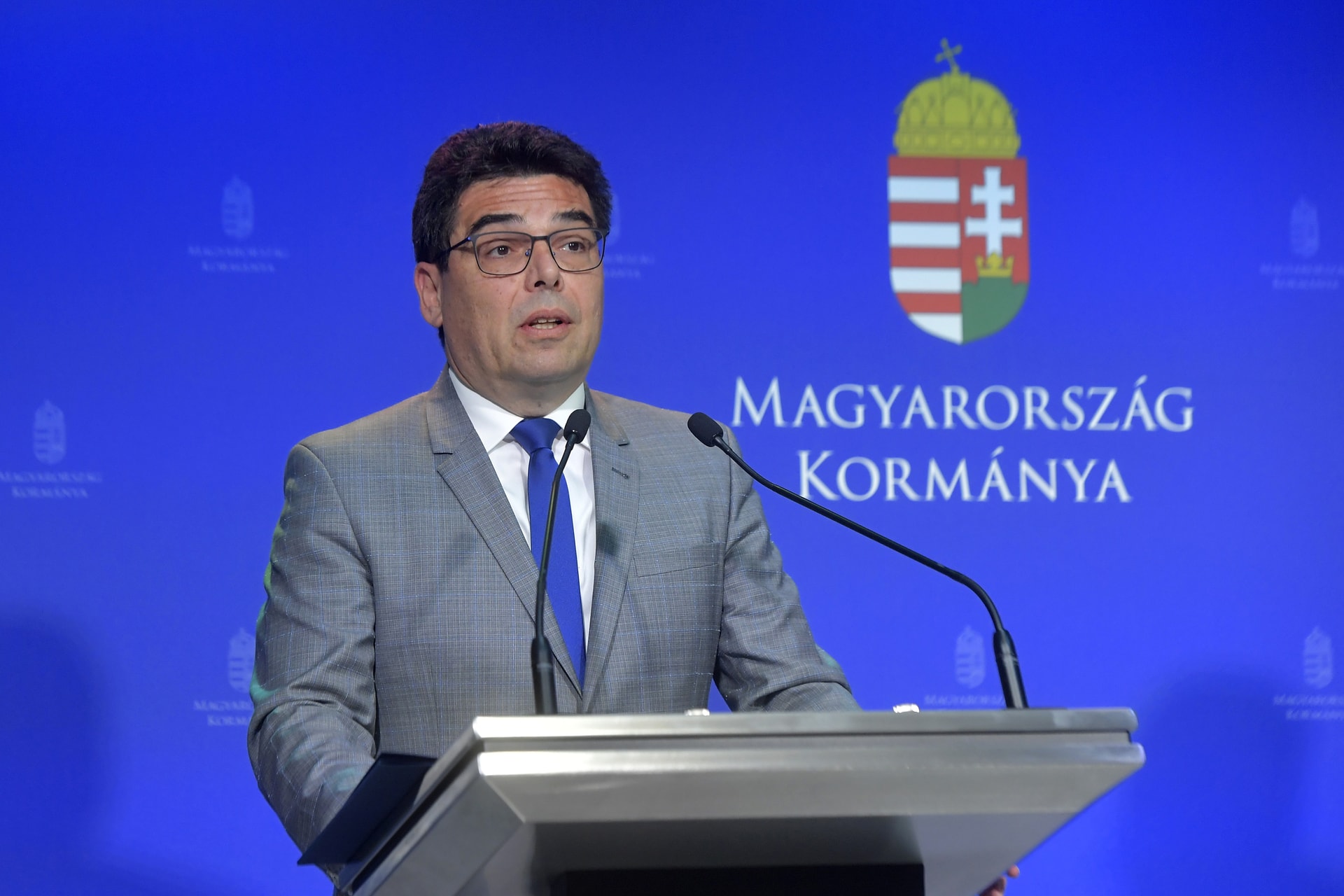 Zsigmond Barna Pál: Brüsszelben és Washingtonban is háborús pszichózis uralkodik