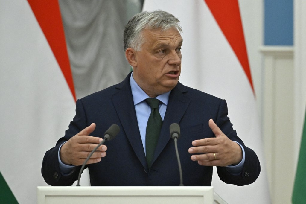 Orbán Viktor „melóban”