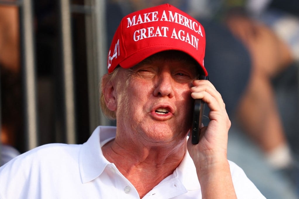 A háború lezárásának lehetőségéről is egyeztetett Donald Trump és Volodimir Zelenszkij