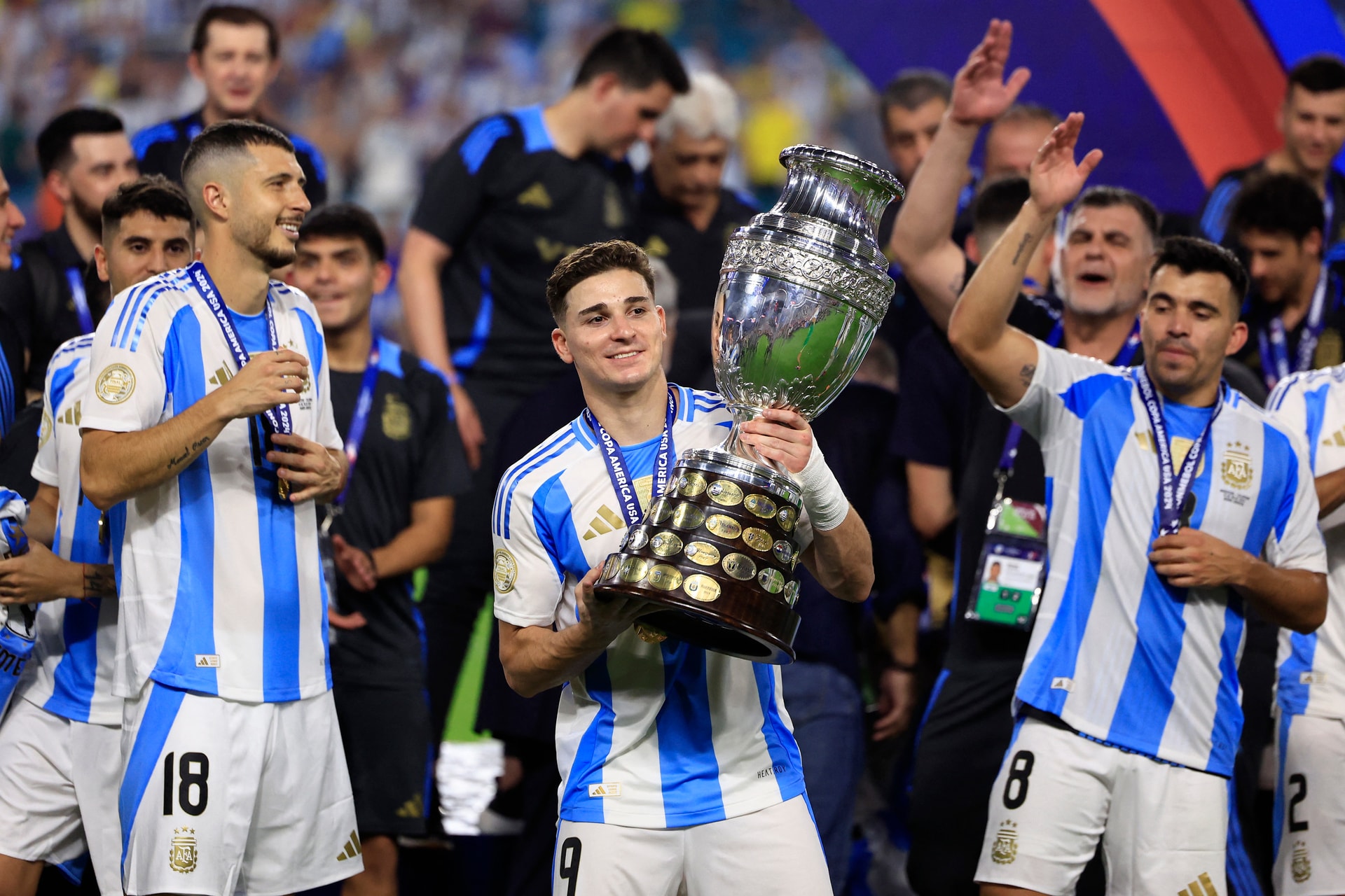 A kontinensbajnok argentinok vagy spanyolok  duplázhatnak az olimpián