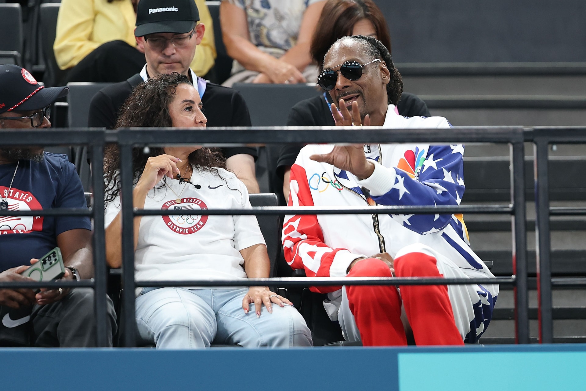Snoop Dogg a huszonháromszoros olimpiai bajnok Michael Phelpsszel úszott együtt  + VIDEÓ
