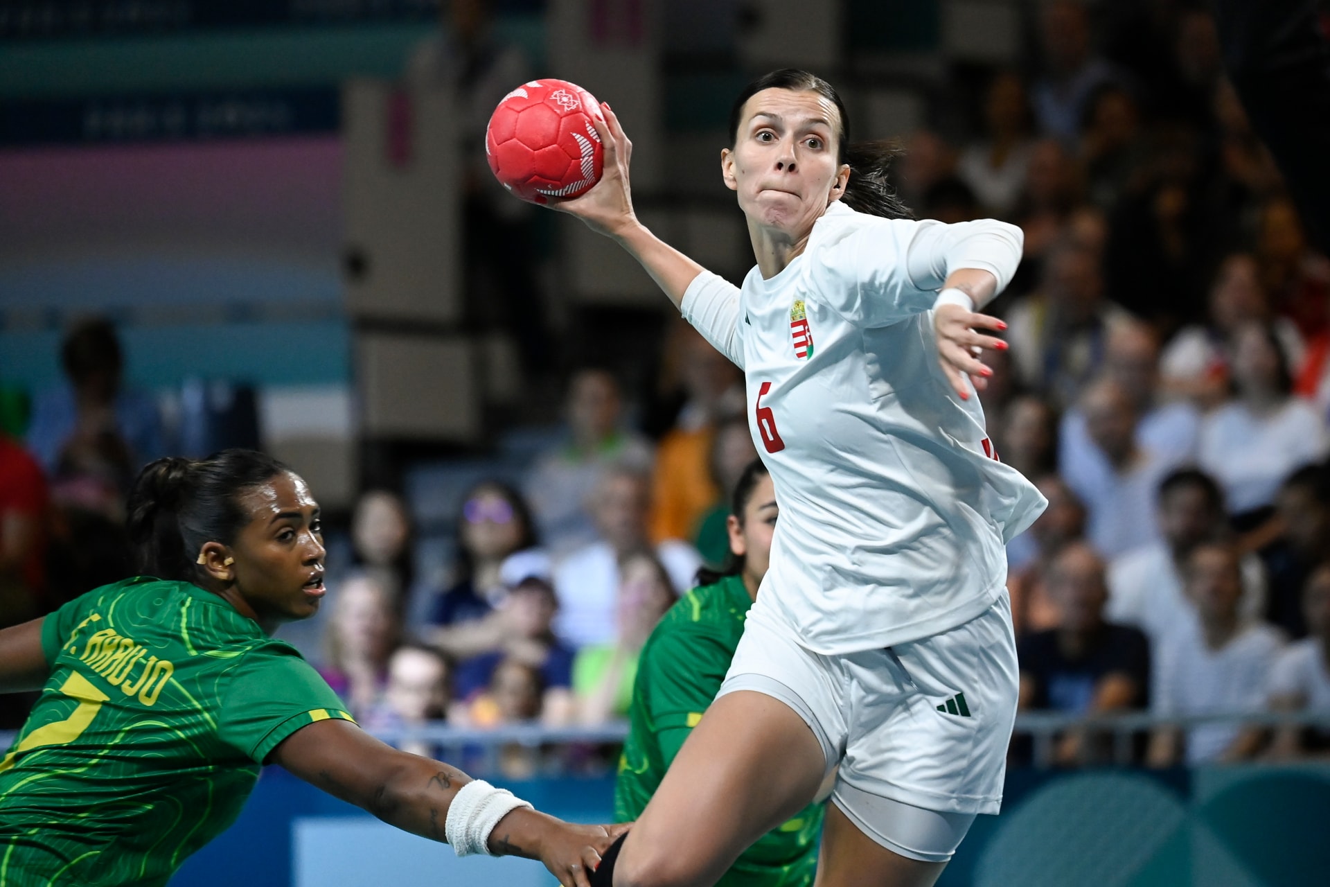 Ötgólos hátrányból fordítva legyőzte a brazilokat a női kézilabda-válogatott