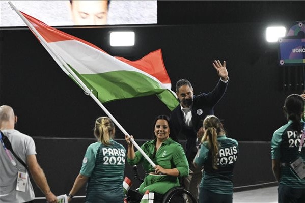 Színpompás megnyitóval startolt a Paralimpia