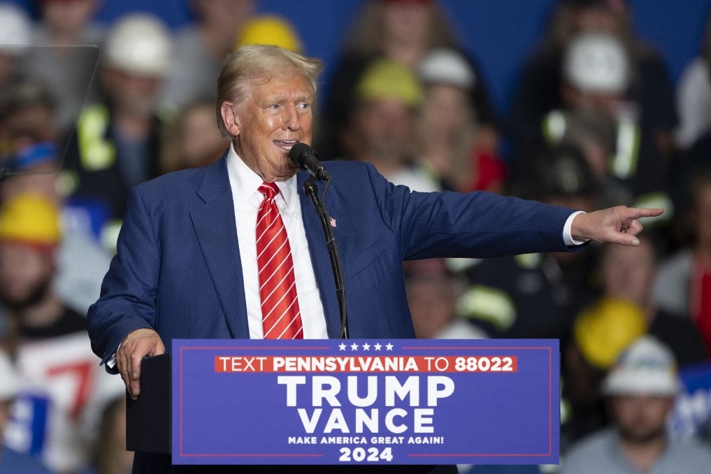 Robbanószerkezetet találtak Trump nagygyűlésének közelében