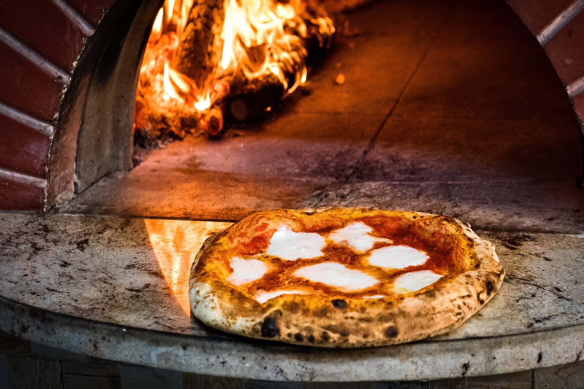 Hogyan menthet meg a pizza a ráktól?