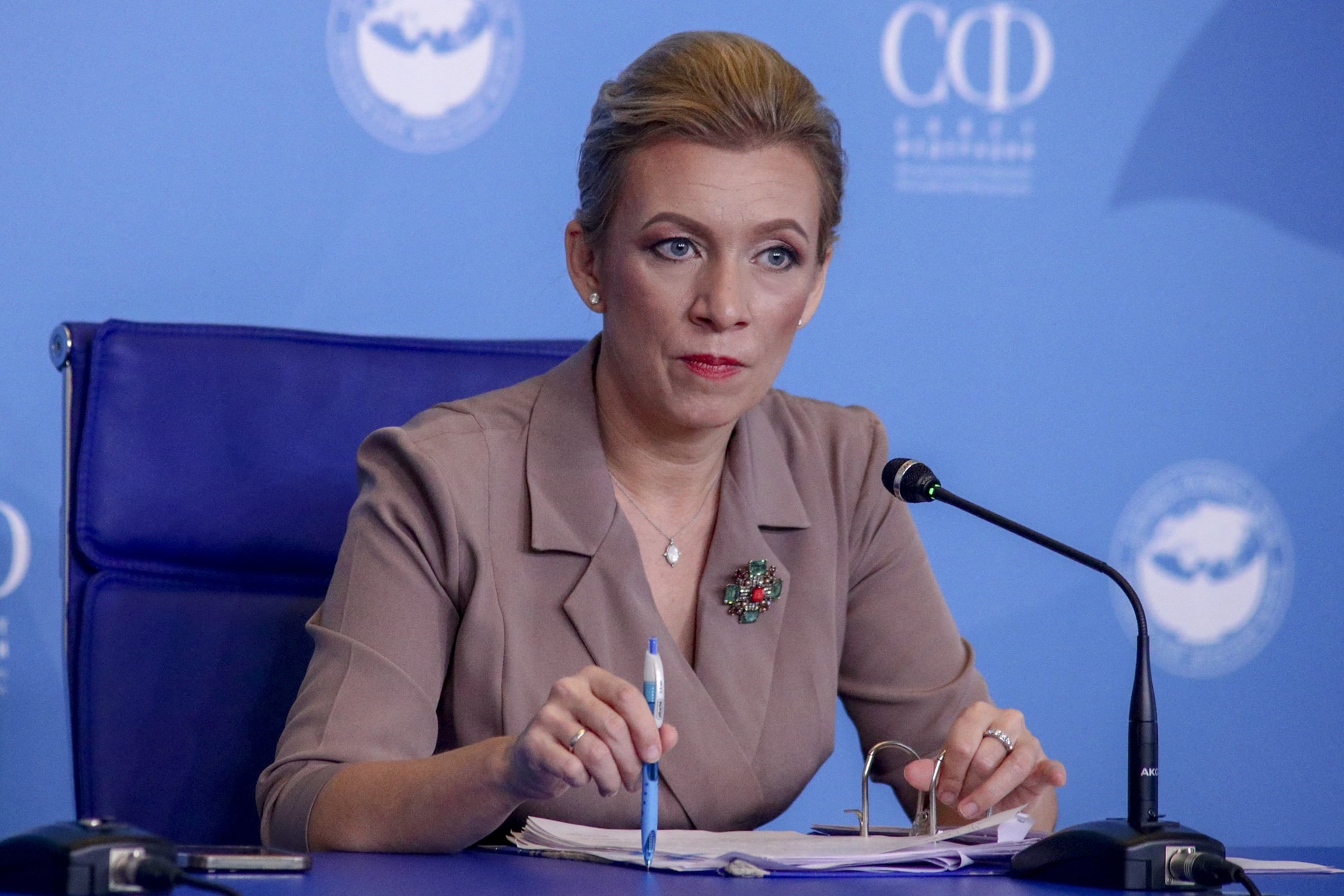 Zaharova az Európai Uniónak adott tanácsot