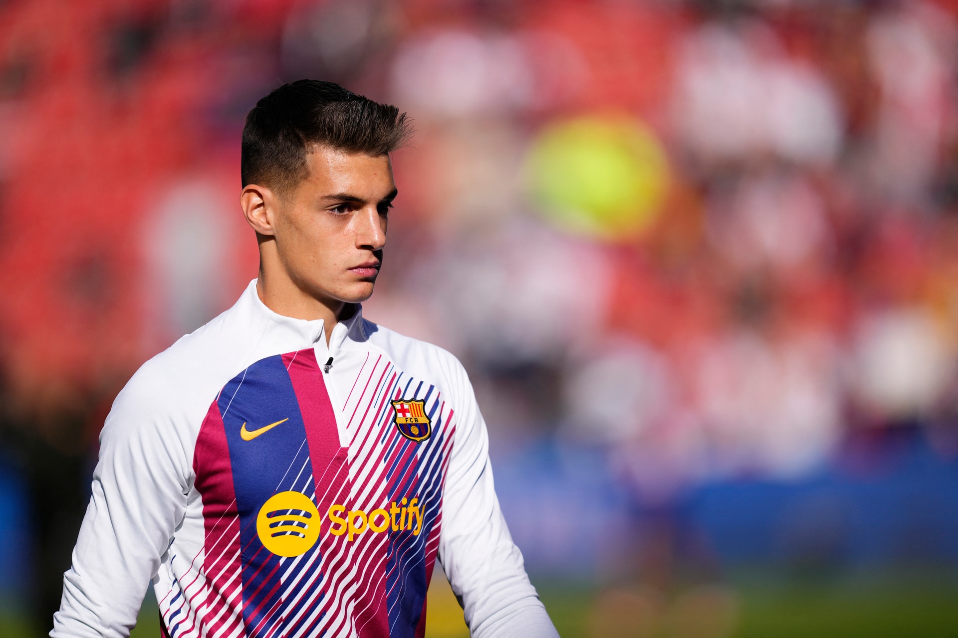 Yaakobishvili Áron a Barca első csapatával edz