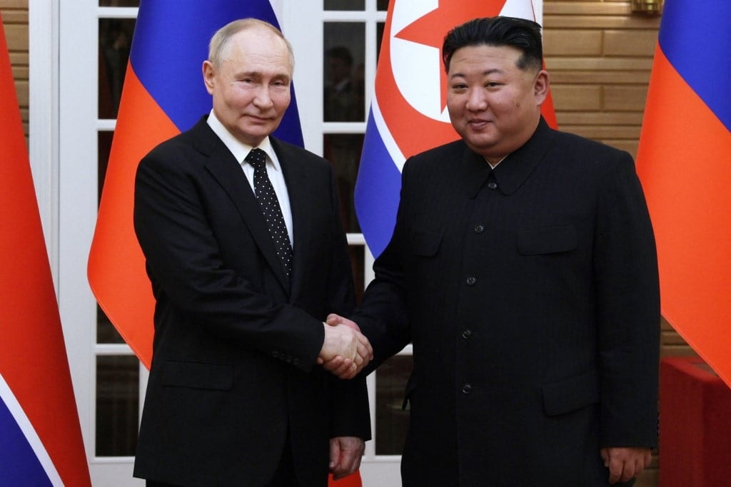 Oroszország katonai segítséget nyújt Észak-Koreának