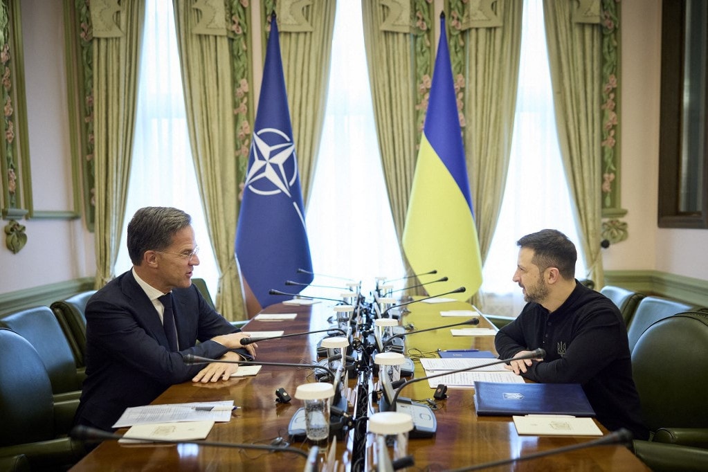 A NATO azon dolgozik, hogy egyre közelebb hozza Ukrajnát a szövetséghez