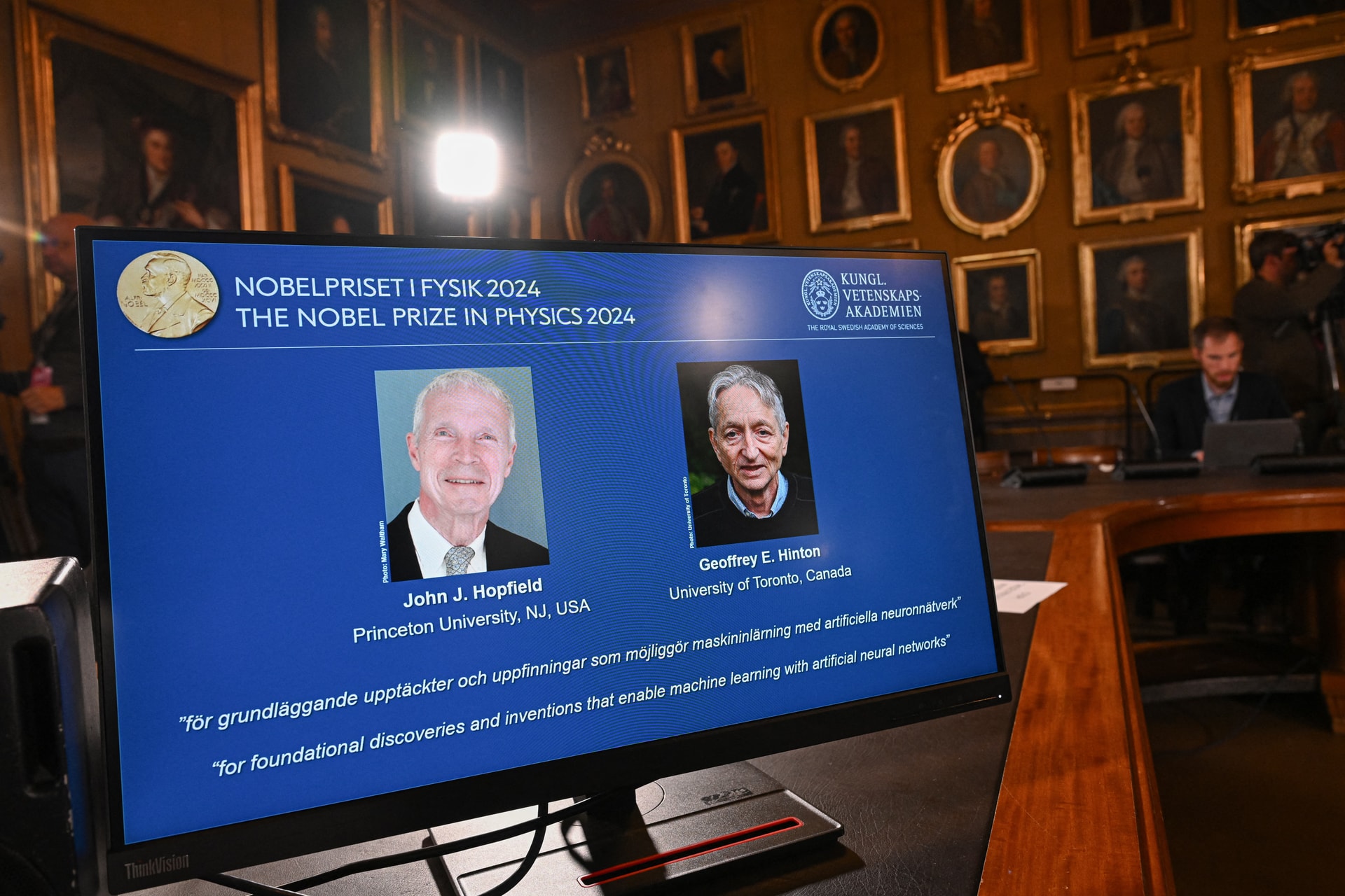 John Hopfield és Geoffrey Hinton kapja idén a fizikai Nobel-díjat