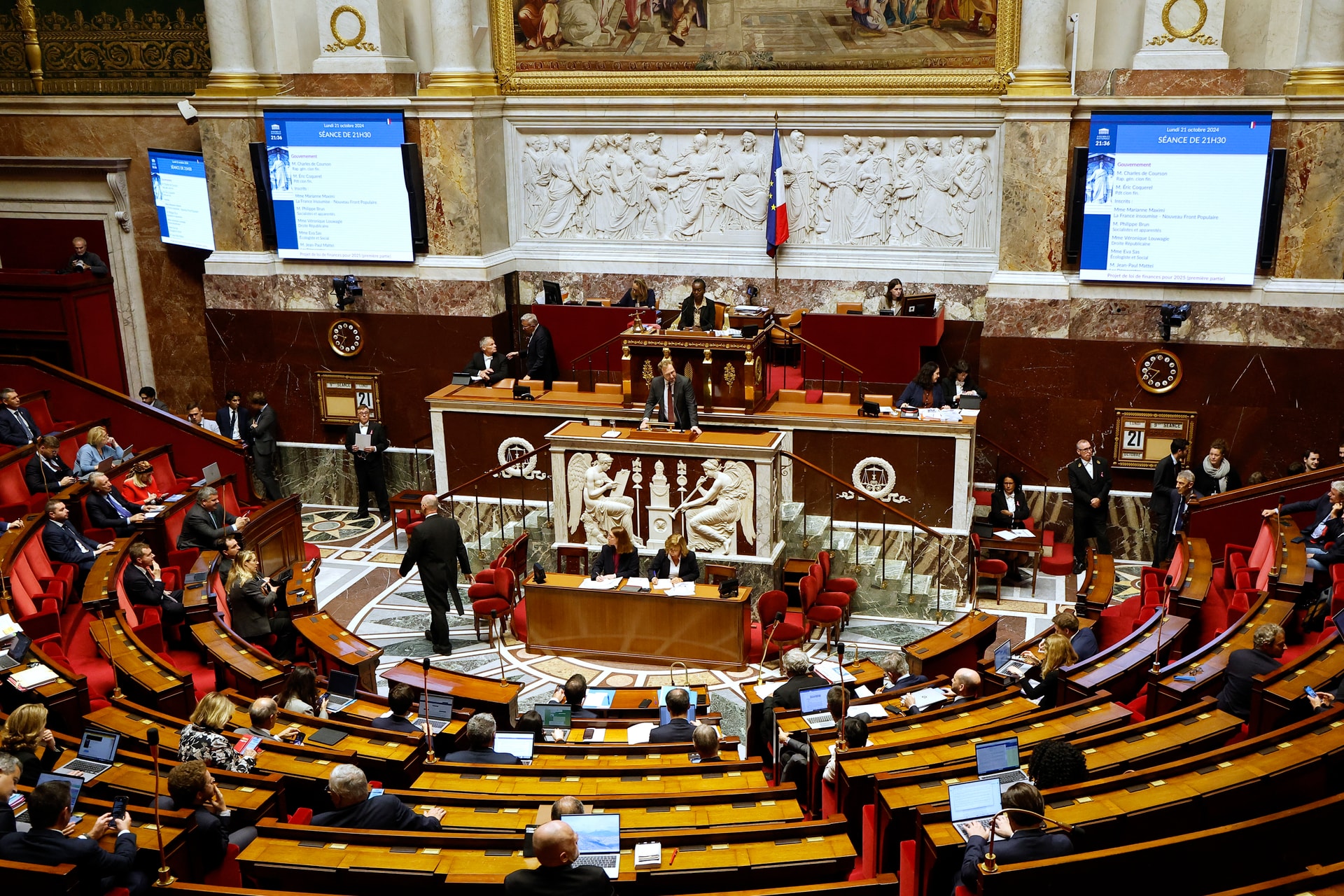 Az „Engedetlen Franciaország” bizalmatlansági szavazást tart a kormány ellen