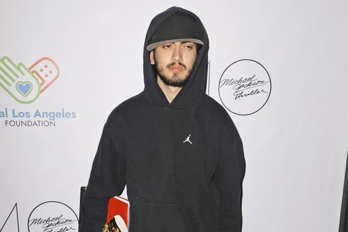 Lefotózták Michael Jackson ritkán látott fiát