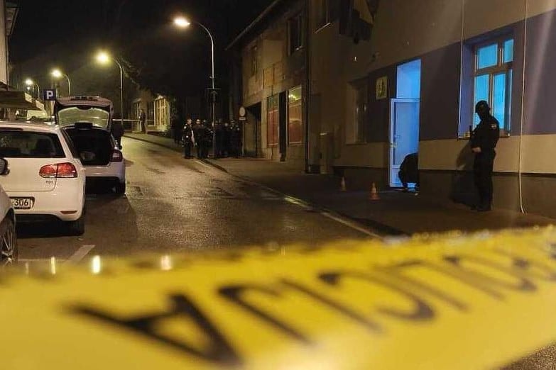 Terrorcselekményként kezelik a késes támadást