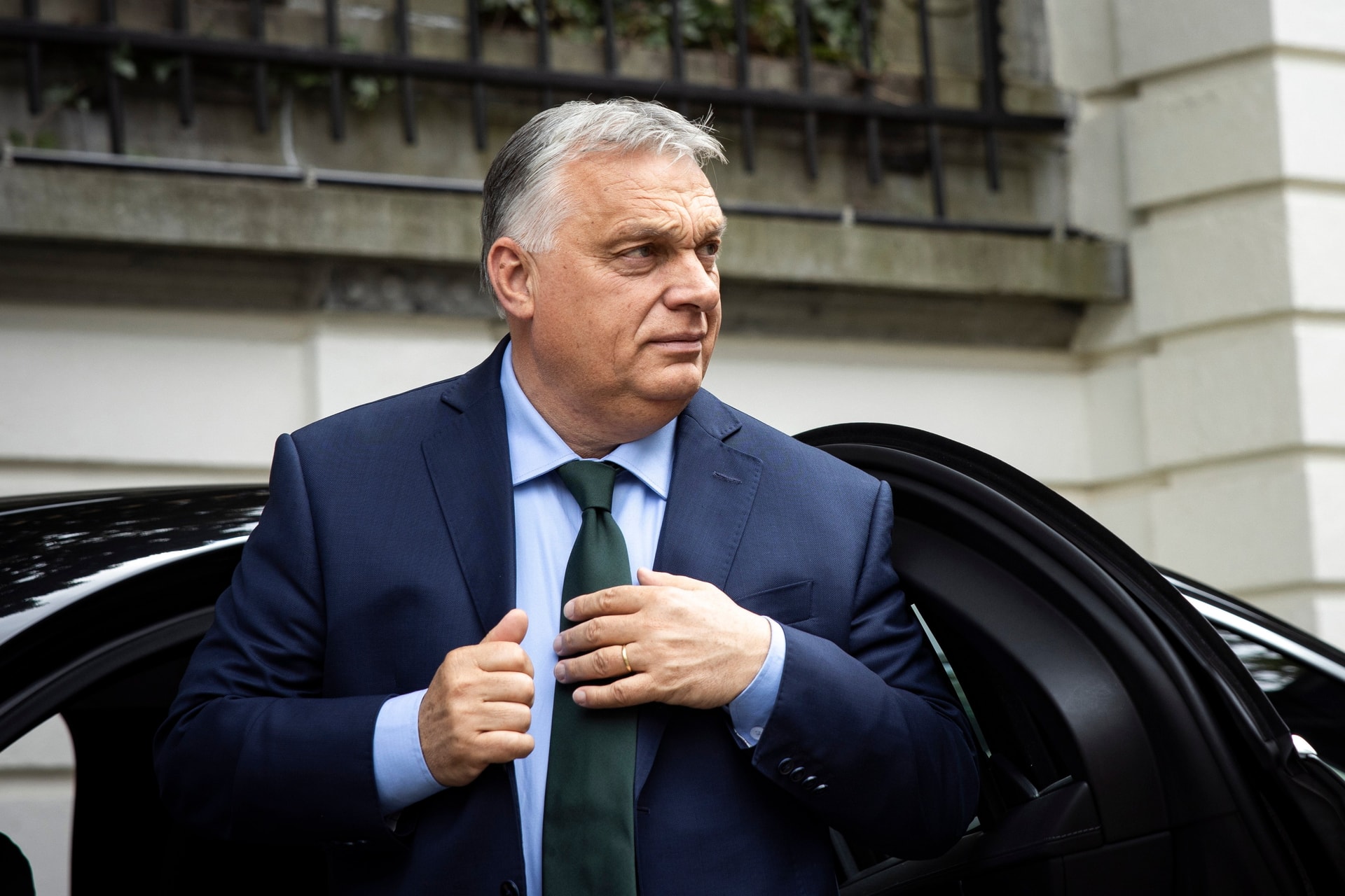 A Politico is méltatja Orbán Viktor bátorságát