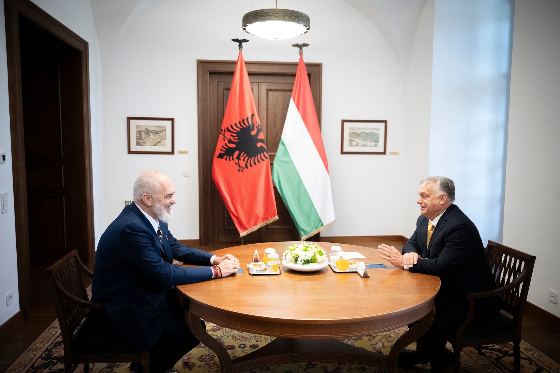 Albán miniszterelnök: Magyarország példakép Albánia számára