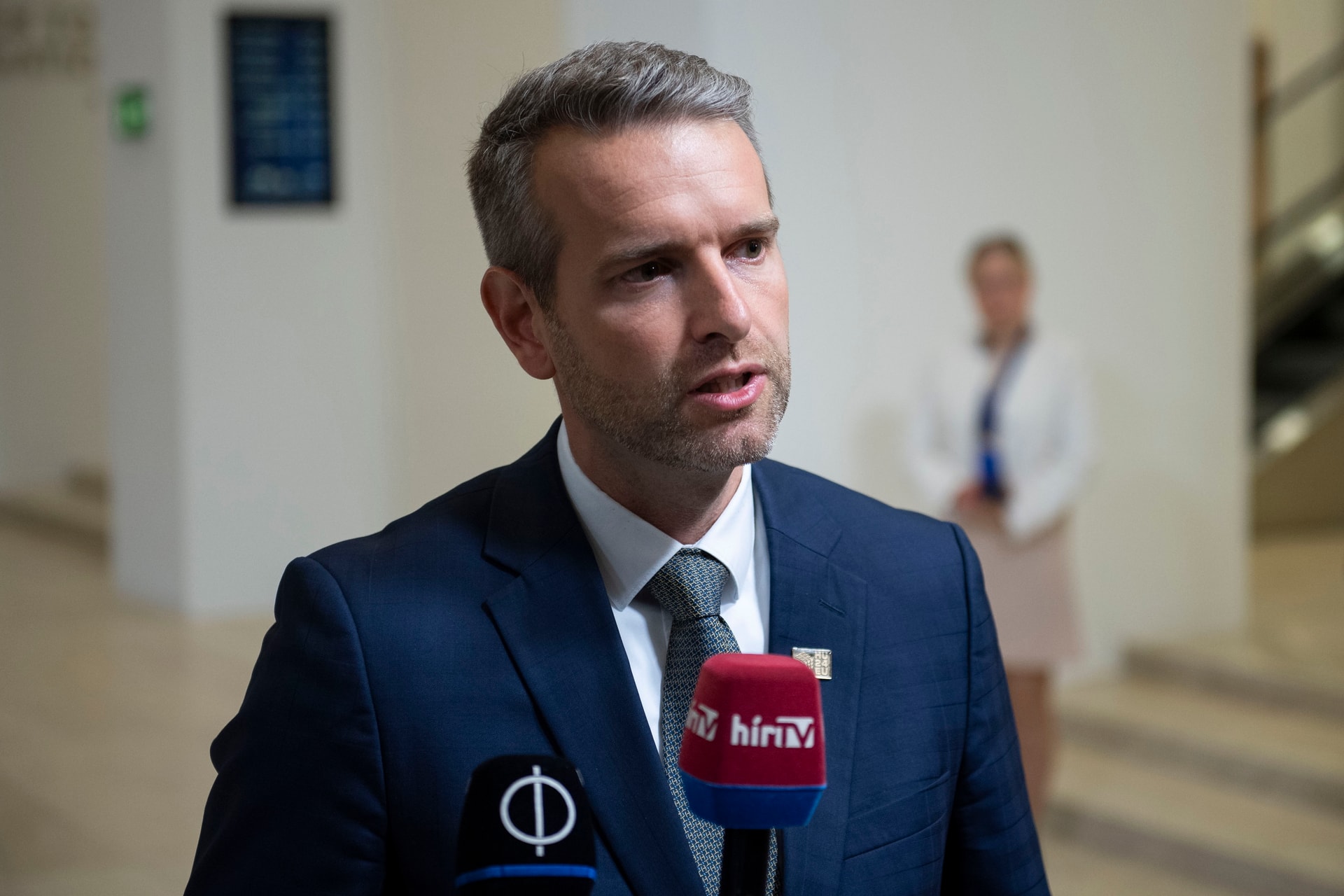 Steiner Attila: „Sötétszélcsend” – amikor a megújulók megpihennek