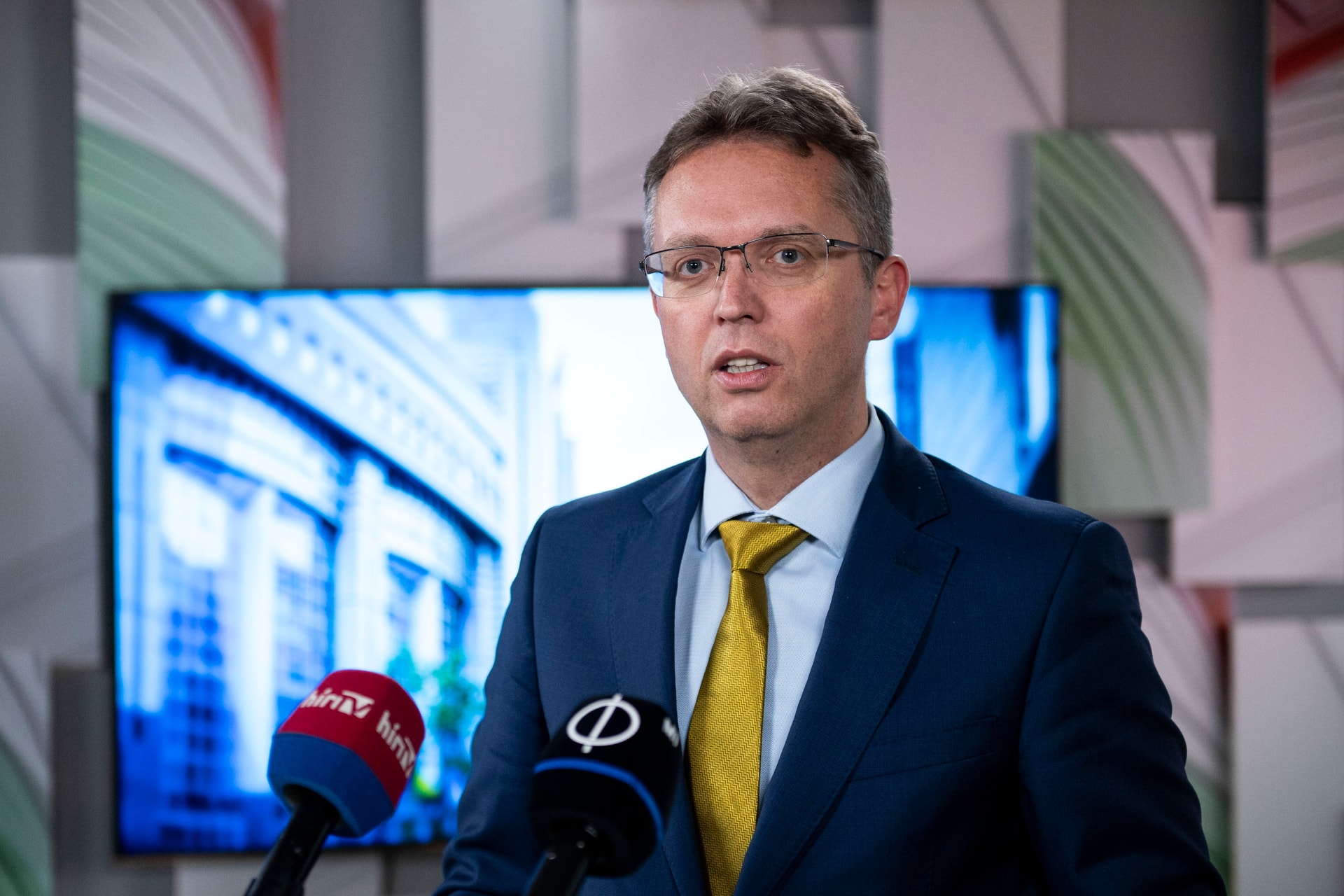 „Szót kell emelni Brüsszelben a magyar fiatalok sikeréért”