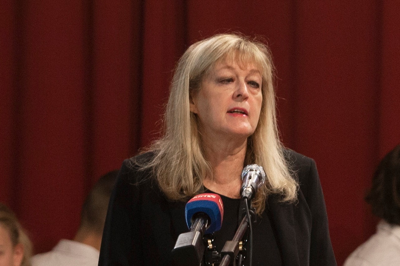 Megjelent Schmidt Mária Világrendetlenség című kötete