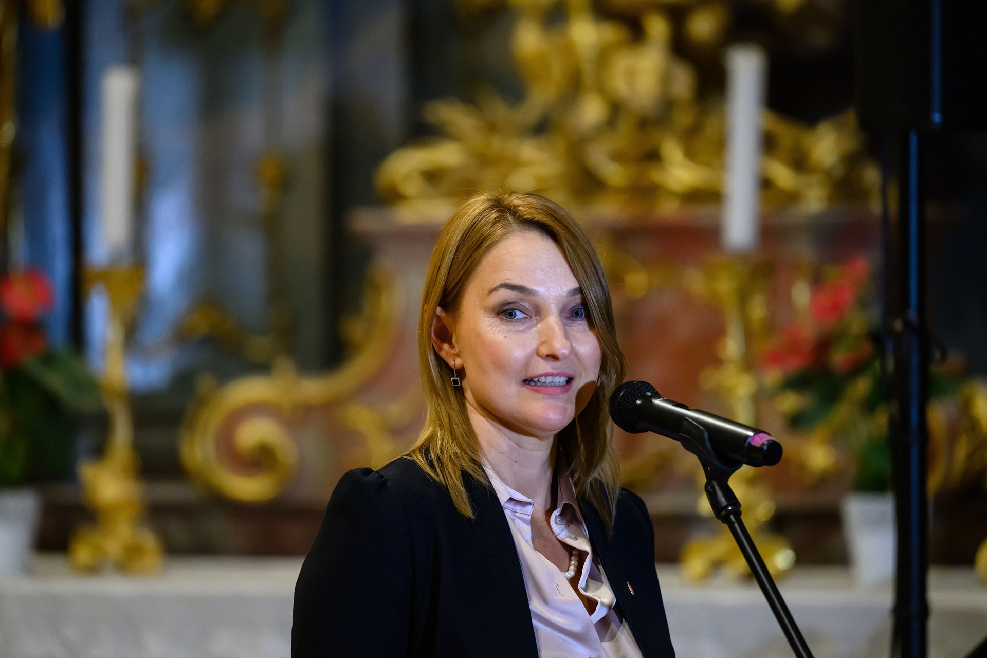 „A gyorsan változó világban egyre nagyobb szükség van a keresztény hitre és az értékekre”