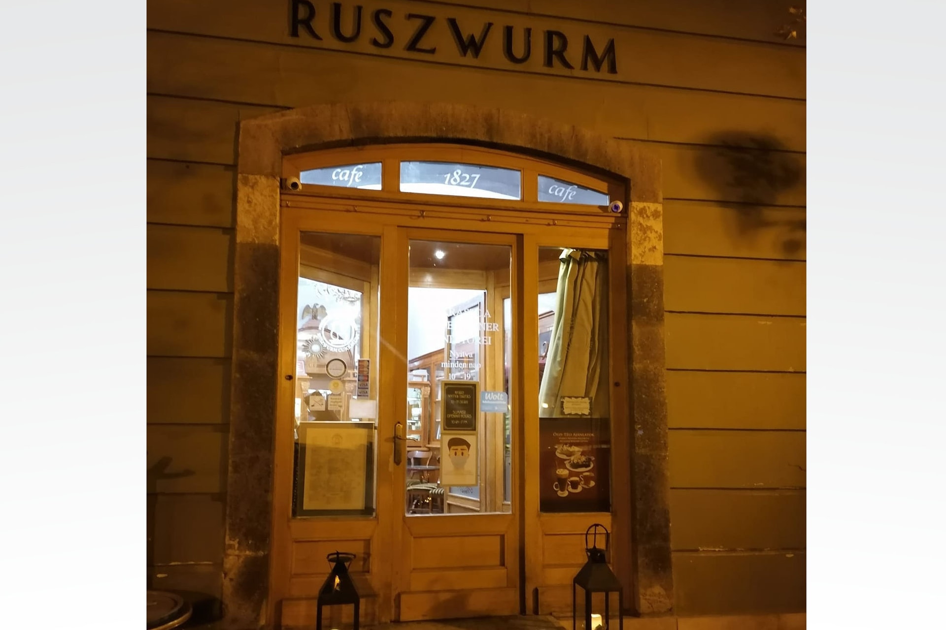 Az I. kerület saját céggel üzemeltetné a Ruszwurm-cukrászdákat