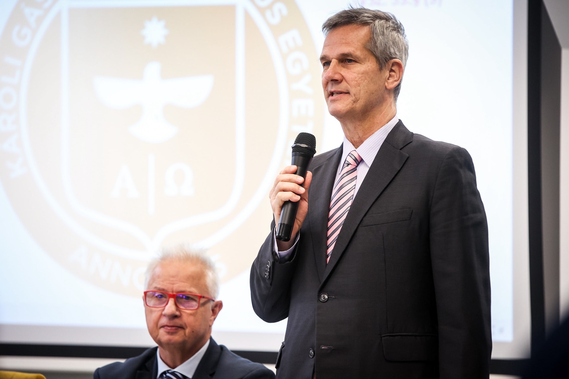 Beneda Attila szerint a Bokros-csomag hatásait máig érzik a családok