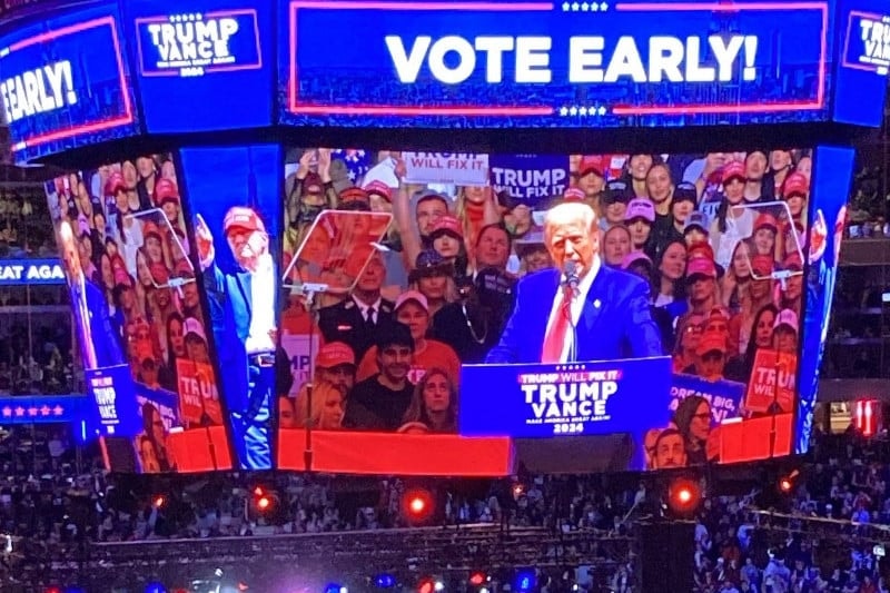 Trump ismertette választási programját