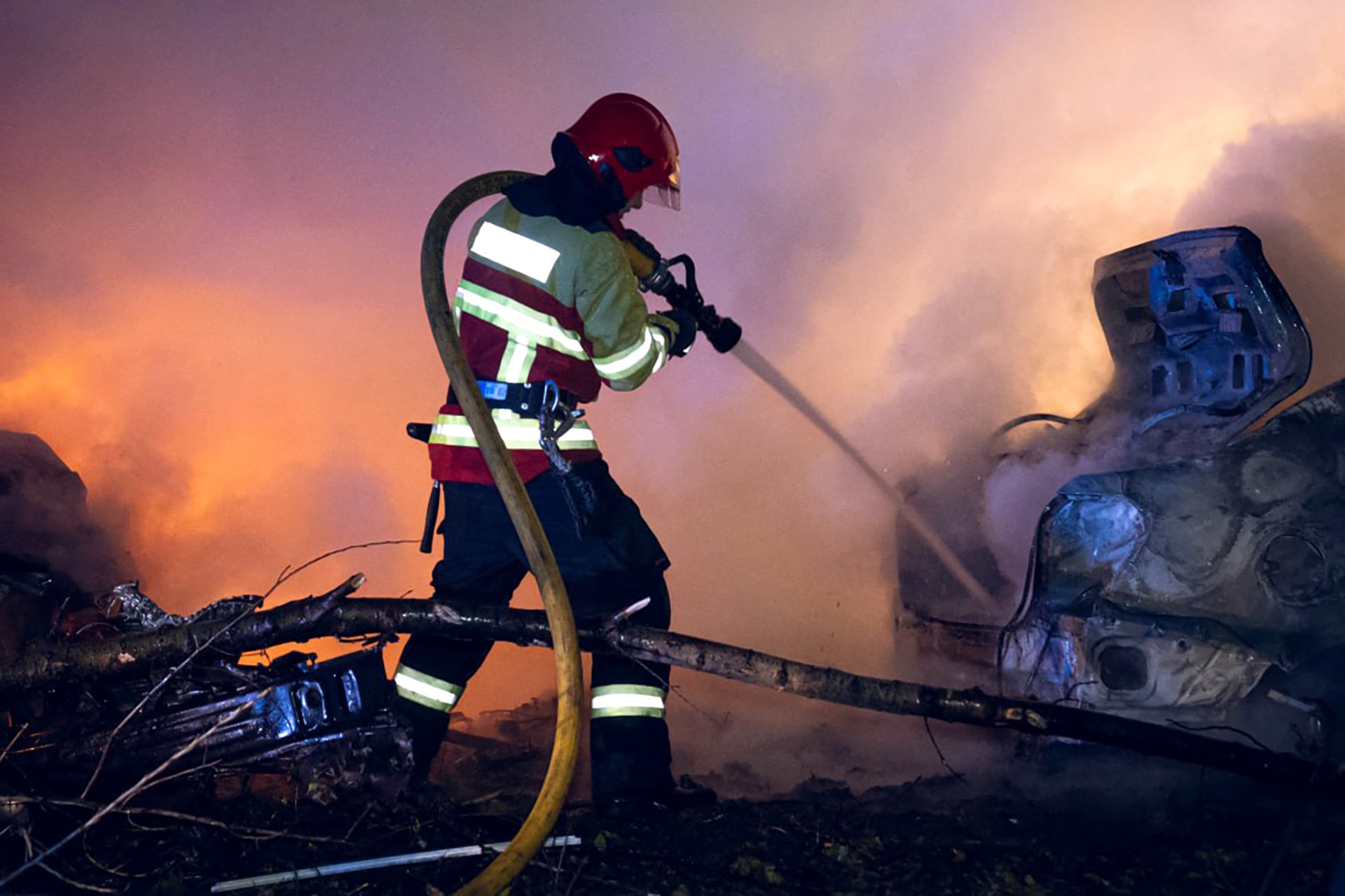 Míg a világ nagy része a karácsonyt ünnepli, folytatódik a háború