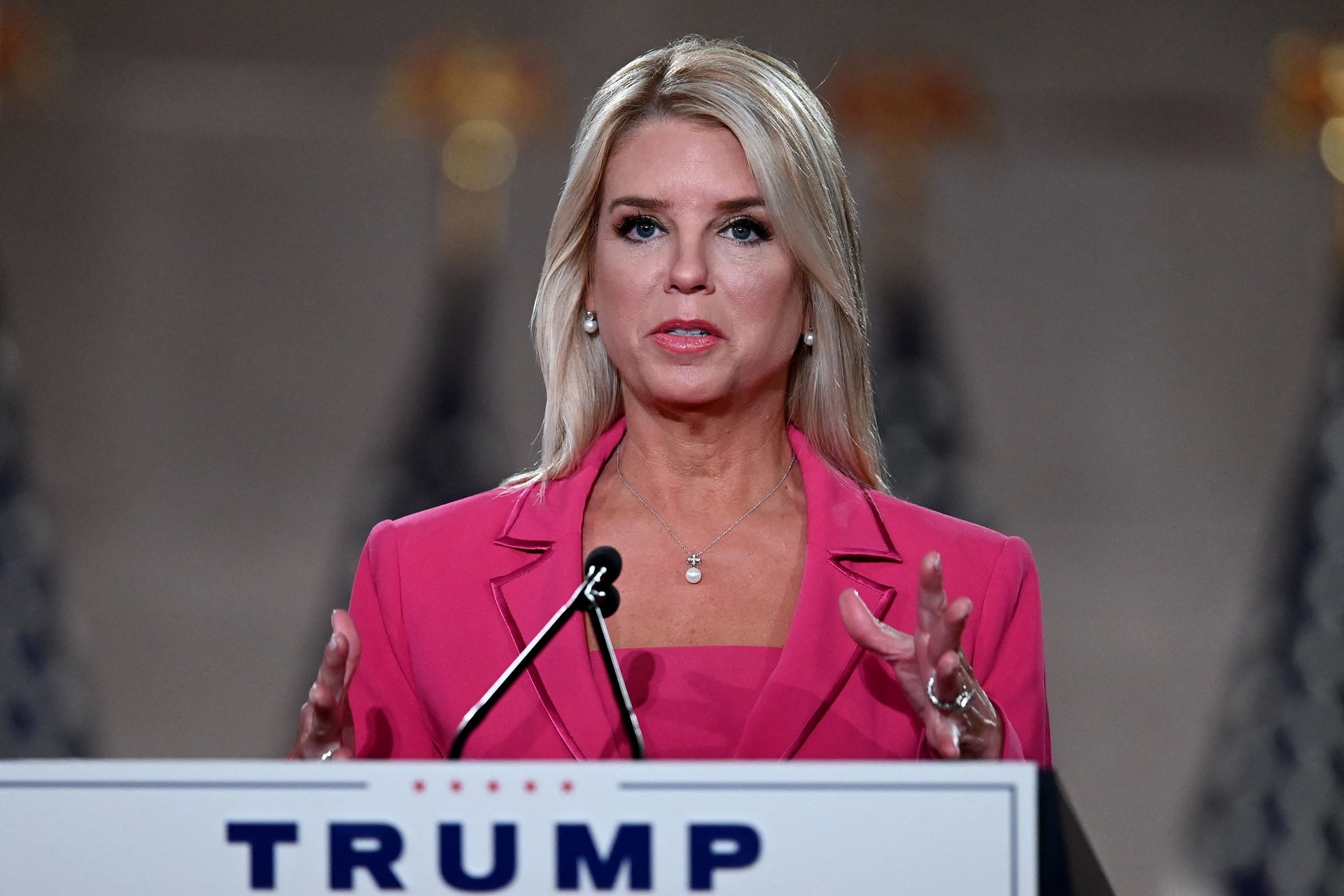 Trump Florida főügyészét jelöli legfőbb ügyésznek