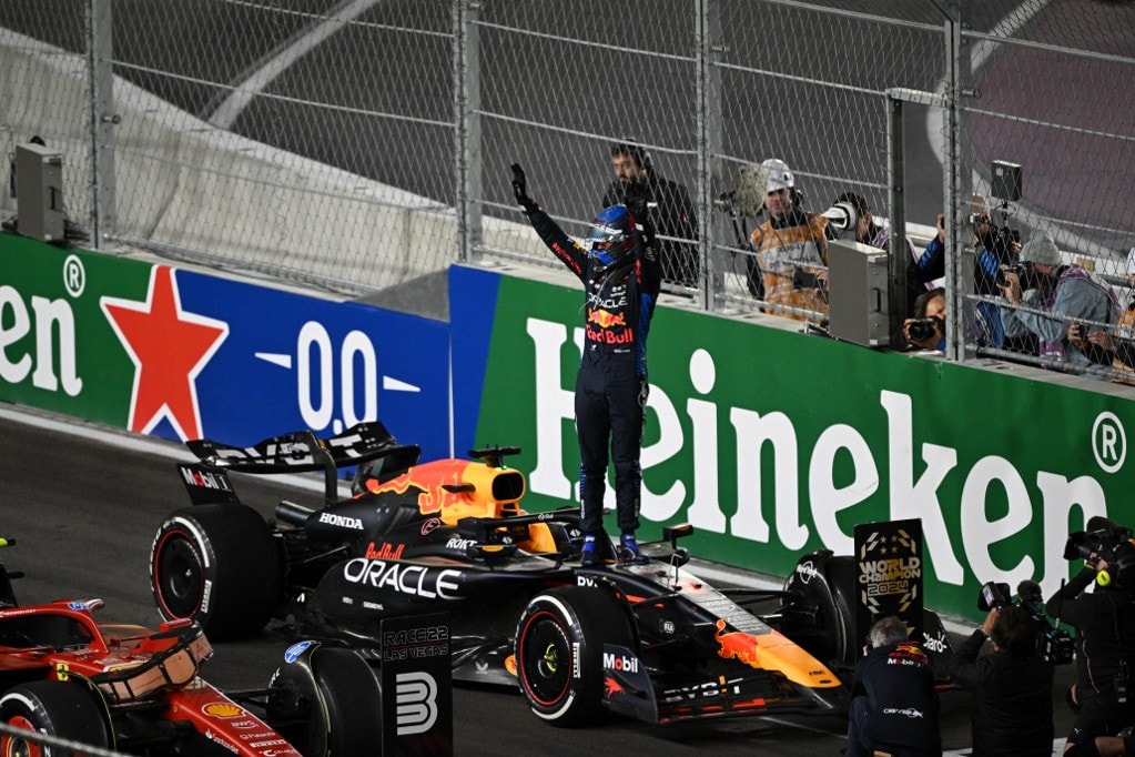 Verstappen a címét megvédve negyedszer világbajnok