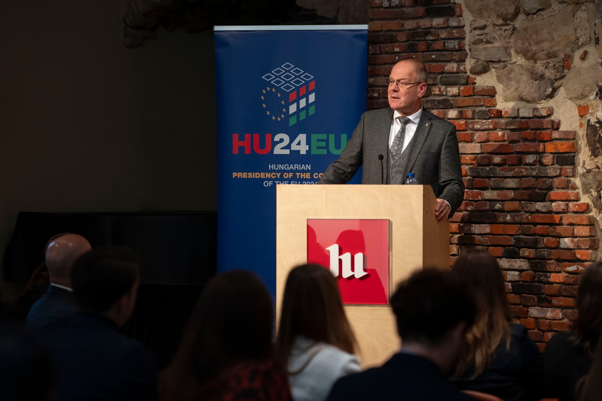 Navracsics Tibor: Minél kisebbek a regionális különbségek az EU-ban, annál több forrást lehet fordítani a versenyképesség növelésére