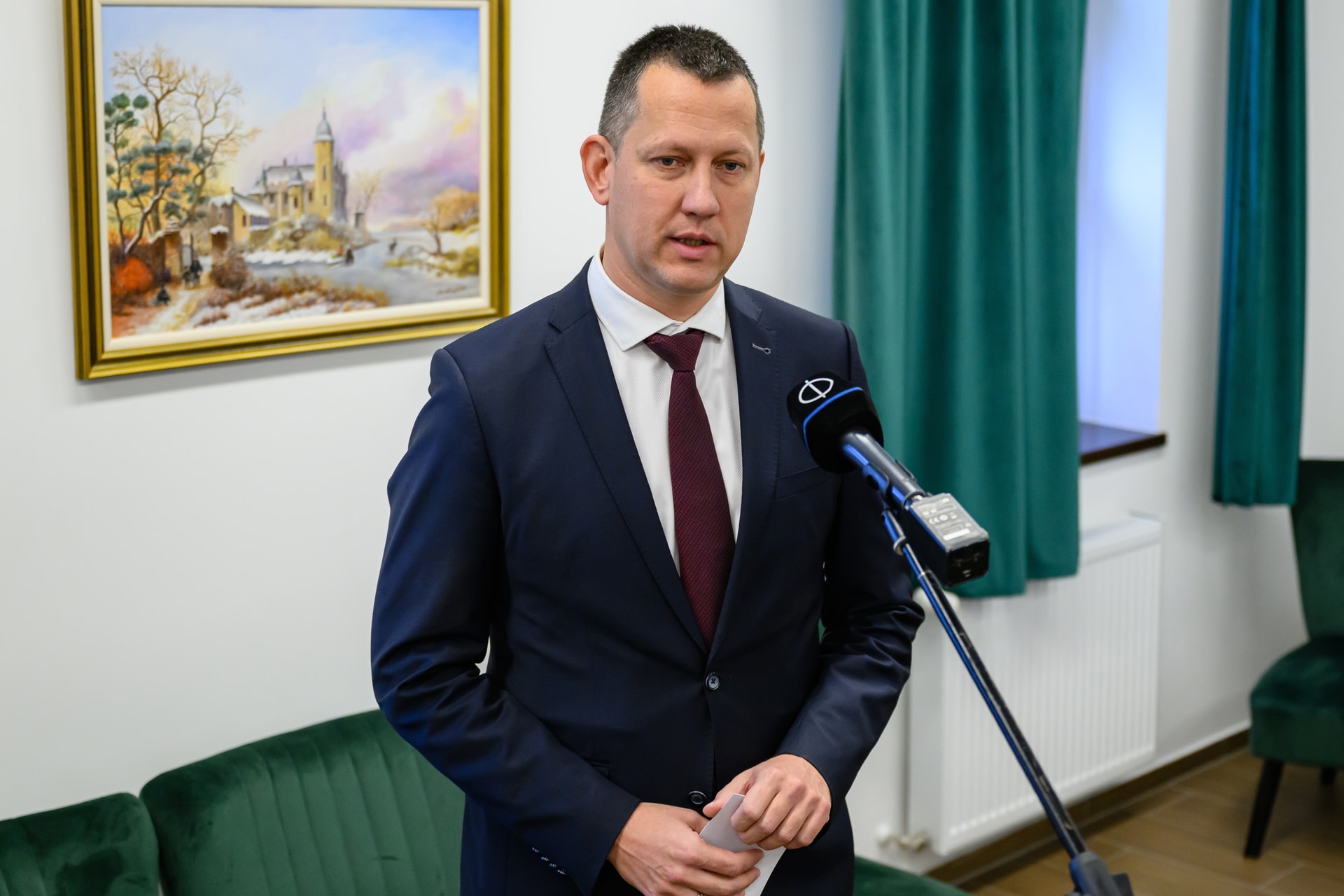 Év végéig tovább bővül a nevelőszülői hálózat
