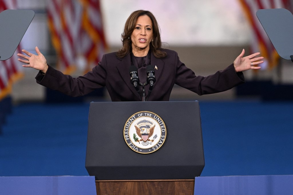 Amerikai elnökválasztás: Kamala Harris elismerte a vereségét