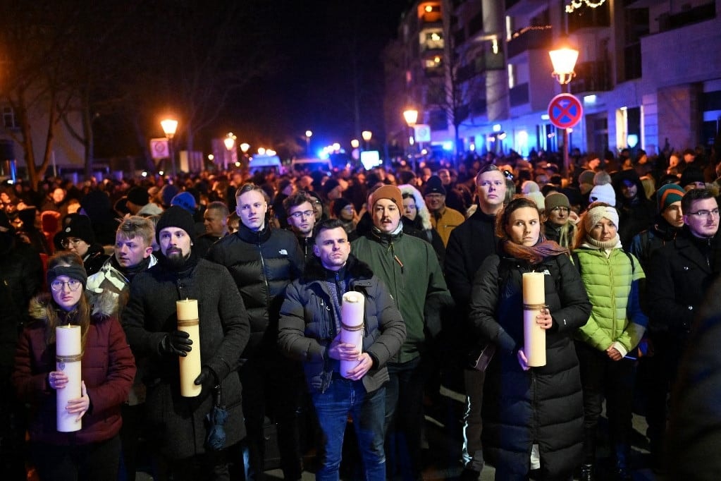 Magdeburg: Élőláncot alkotva emlékeztek a támadás áldozataira