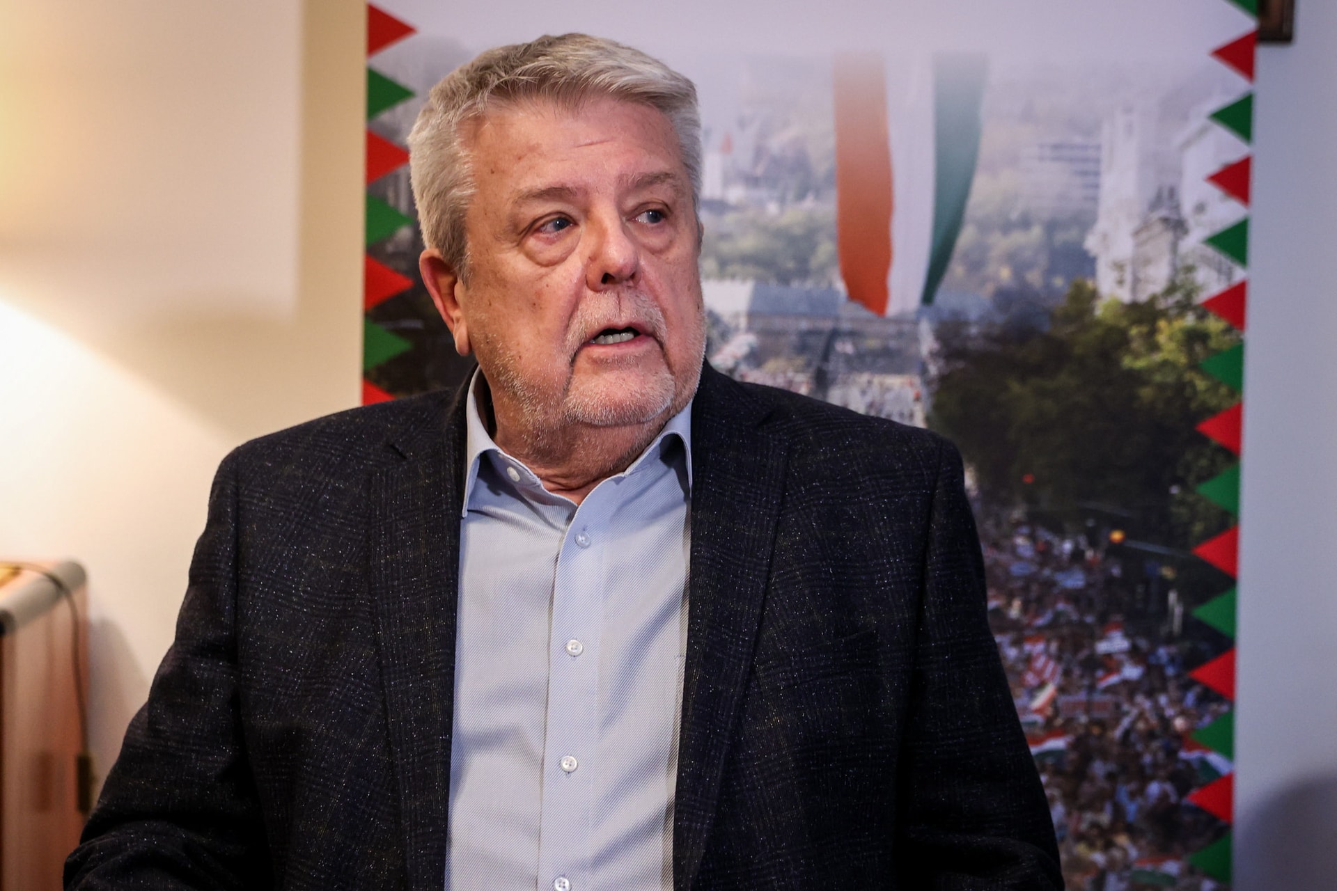CÖF–CÖKA: Új alapítvány támogatja a Patrióták Európáért-frakciót