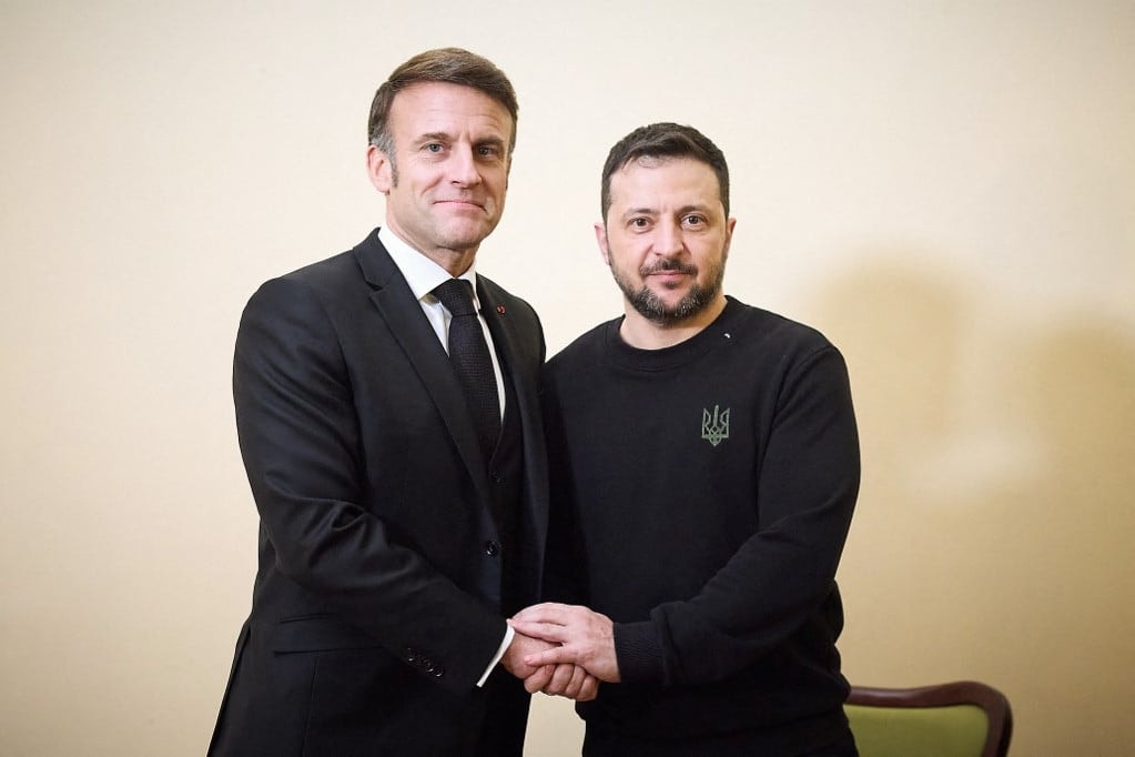 Macron egy harmadik világháborút akar kirobbantani Ukrajnában