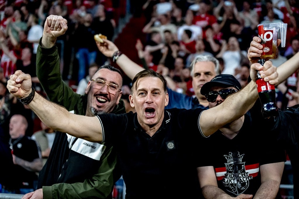 Az UEFA megbüntette a Fradit és a hollandokat is