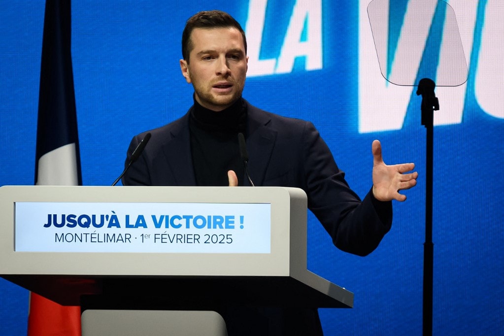 A Patrióták bizalmatlansági indítványt nyújtanak be