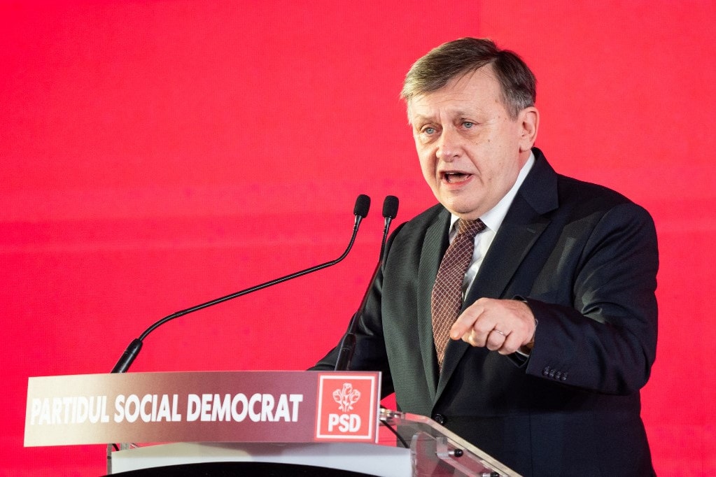 Románia: a közös államfőjelölt tagadja, hogy együttműködött volna a kommunista titkosszolgálattal
