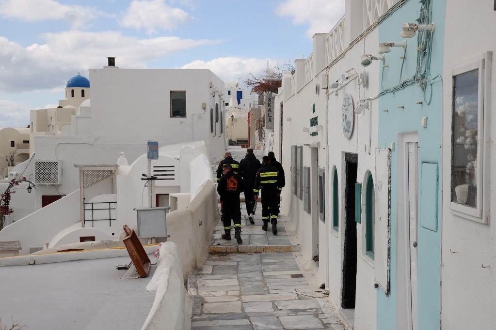 Dráma a nyaralóparadicsomban: Santorini szigetén több ezer földrengést észleltek
